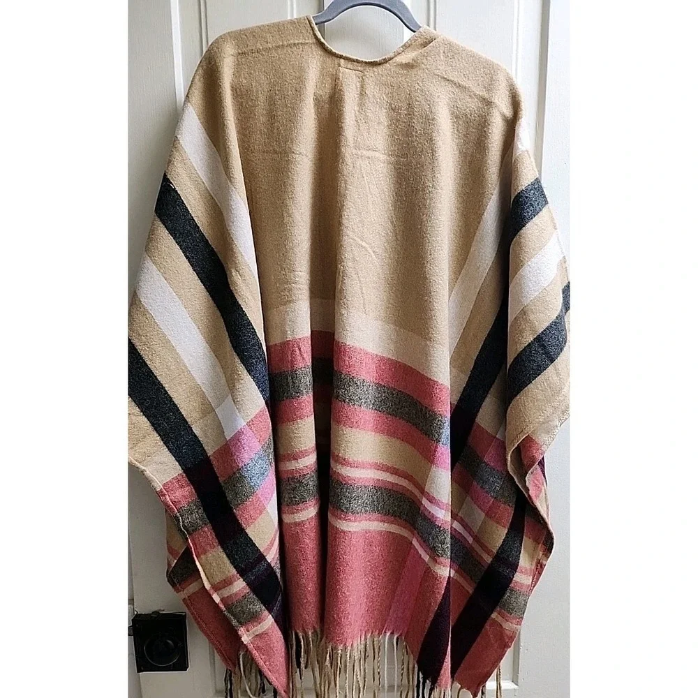 Woolrich Womens One‎ Size Striped Plaid Fringe Open Poncho Wrap HLM0236S Tan